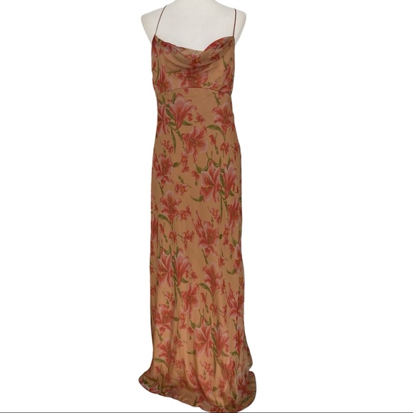 Watters Dresses & Skirts - NWT gorgeous Watters & Watters floral evening gown style 1626